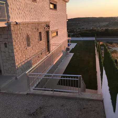 Villa Mola *